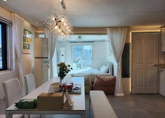 Appartamento Gyedong Byeolchae, Bukchon Hanok Village & Namsan Tower View Warm Morning Sunshine Tranquil Rest *